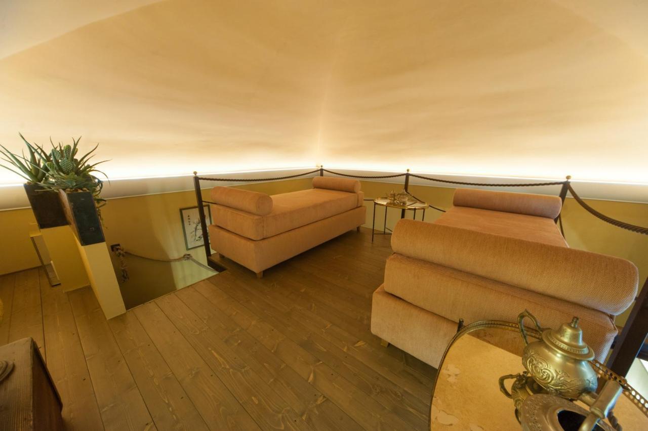 In Rada Bed & Breakfast ตรานิ ภายนอก รูปภาพ