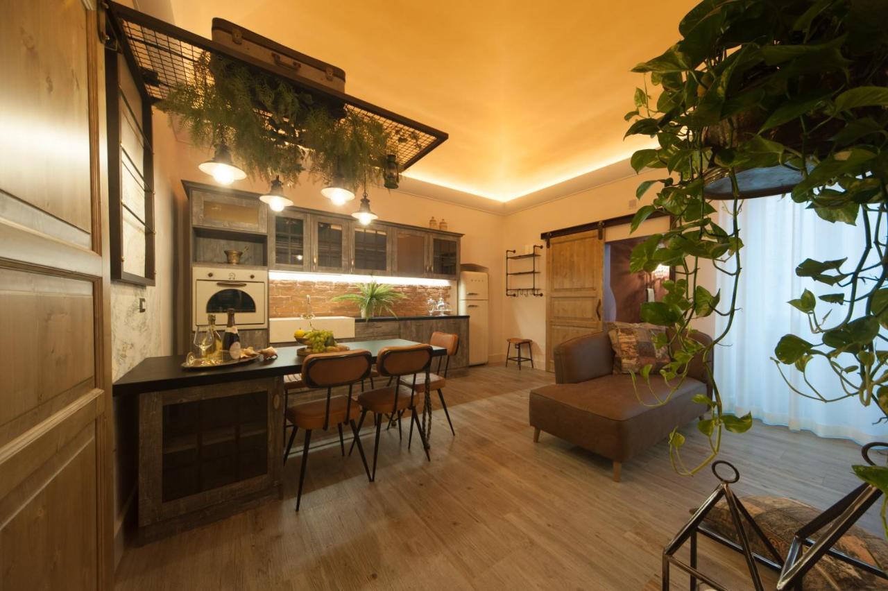 In Rada Bed & Breakfast ตรานิ ภายนอก รูปภาพ
