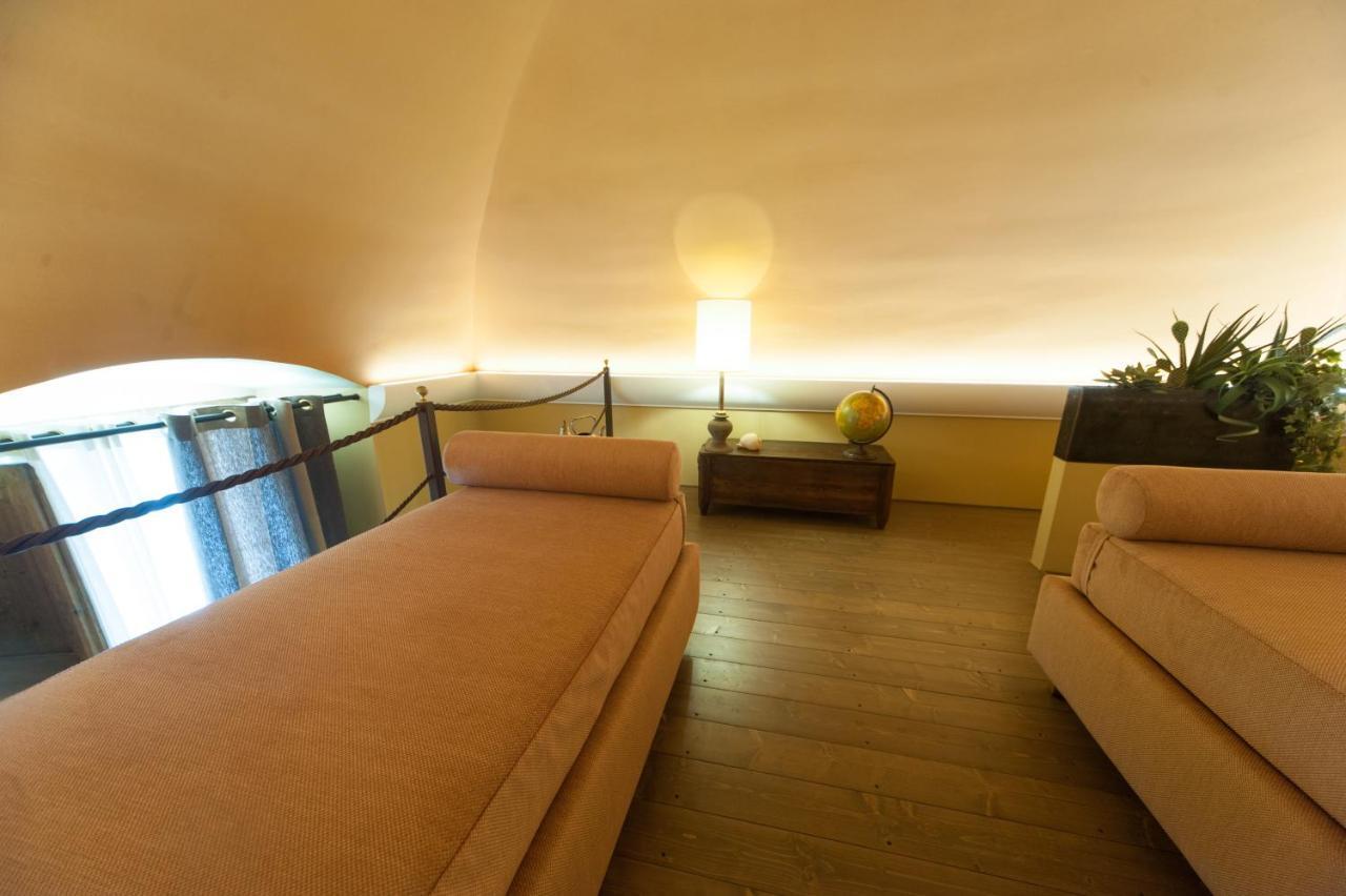 In Rada Bed & Breakfast ตรานิ ภายนอก รูปภาพ