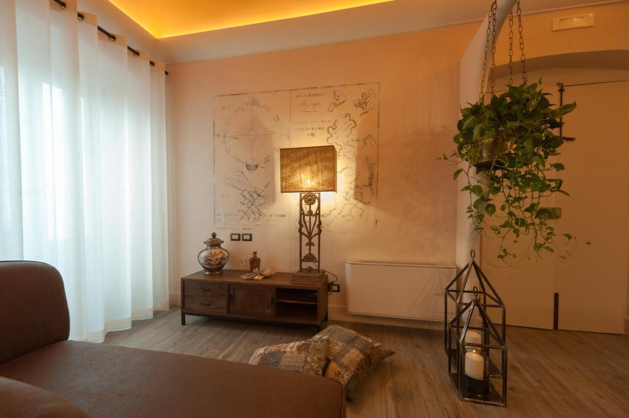 In Rada Bed & Breakfast ตรานิ ภายนอก รูปภาพ